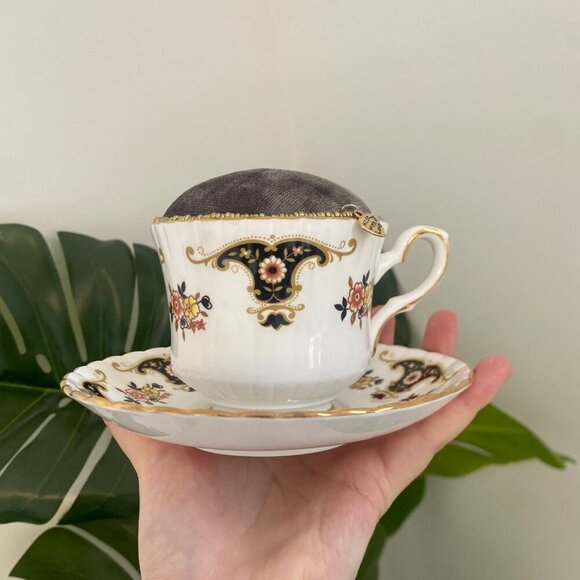 Vintage Teacup Handmade Pincushion For Sewing / Quilting - Picture 2 of 9